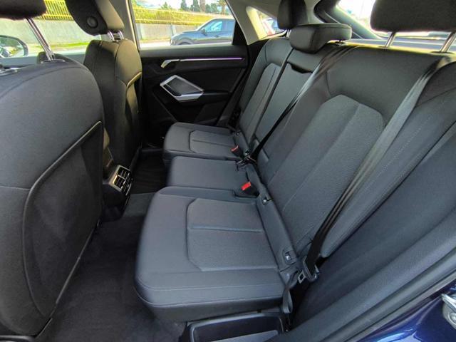 AUDI Q3 SPB 35 TFSI S tronic Identity Black Sline