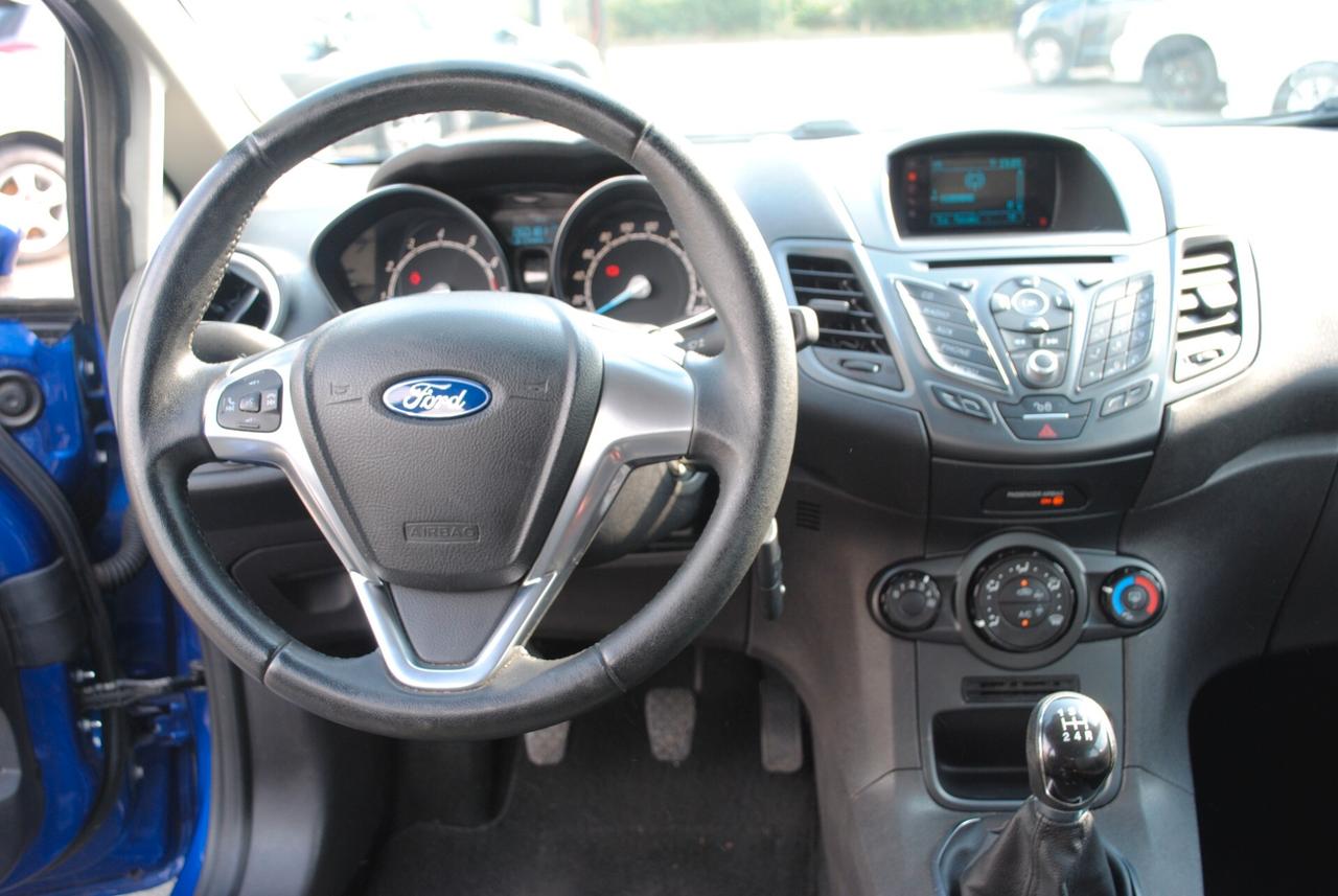Ford Fiesta 1.4 5 porte Bz.- GPL Black & White Edition