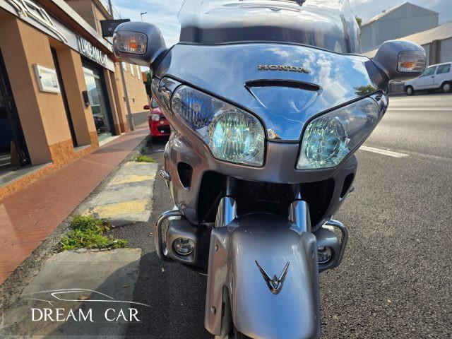 HONDA GL 1800 GOLD WING TOUR - NAVI - AIRBAG - RETROMARCIA