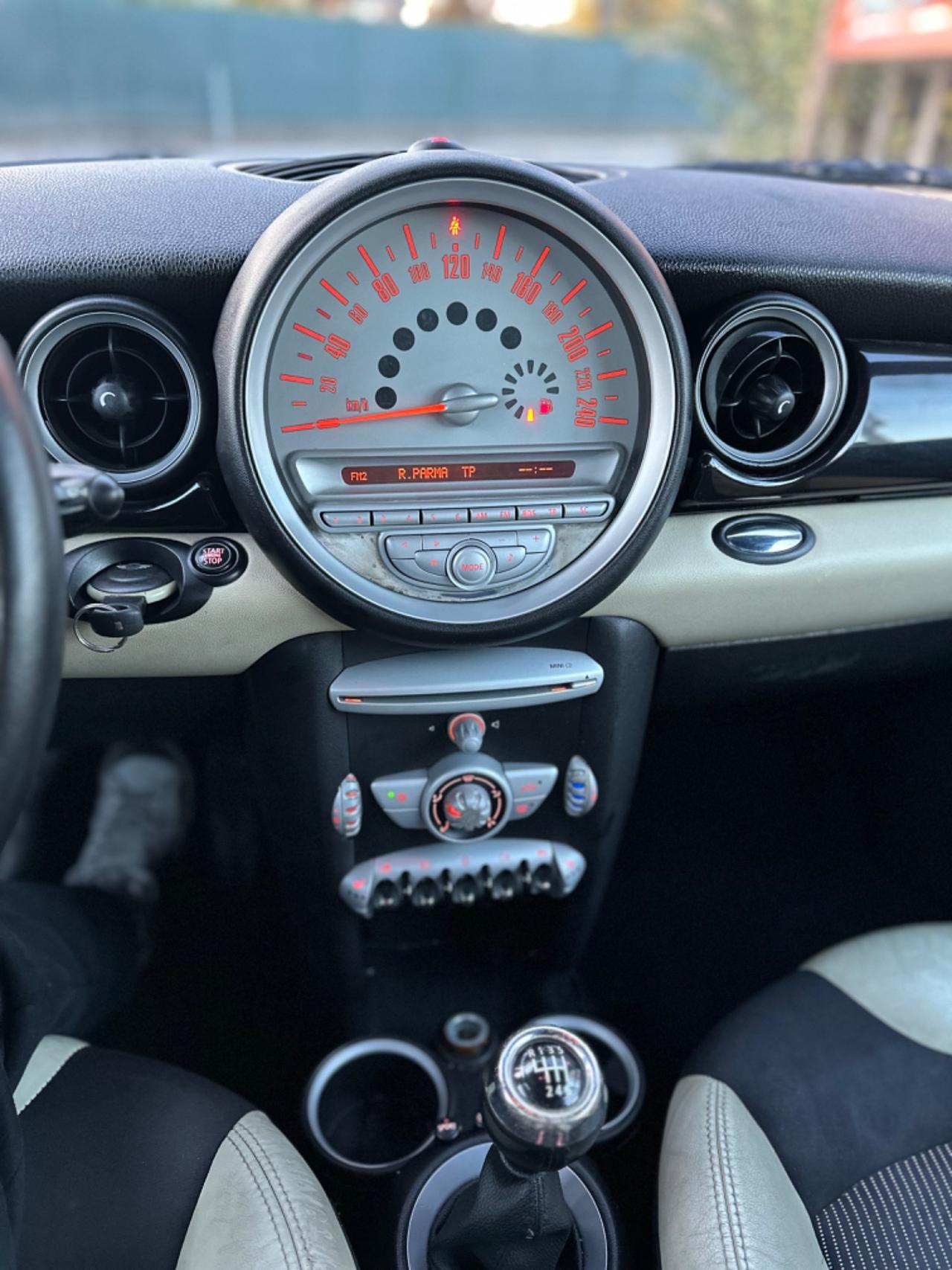 Mini 1.6 16V Cooper D
