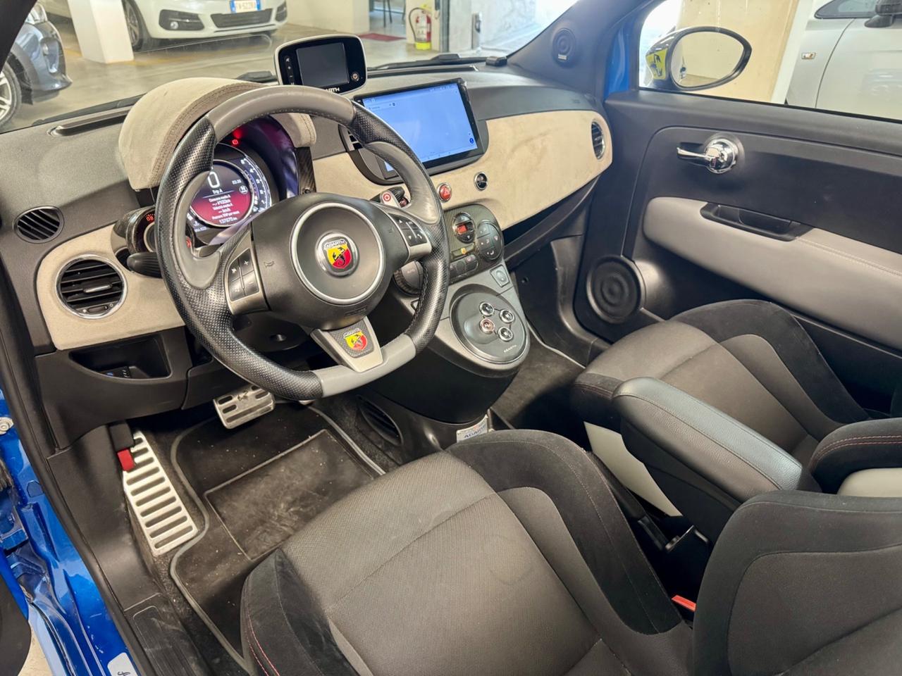 Abarth 500 C 1.4 Turbo T-Jet MTA Bicolore