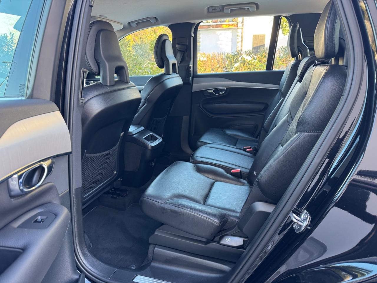 XC90 7 POSTI b5 Business Plus awd geartronic