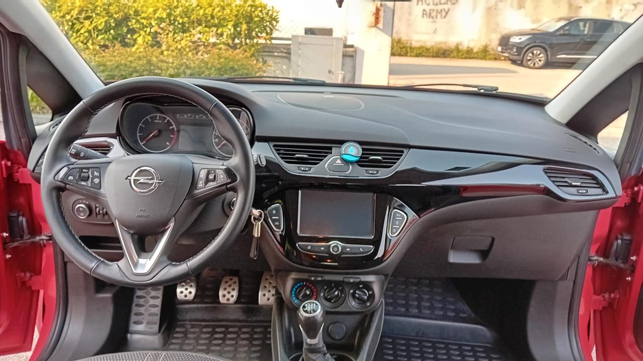 Opel Corsa 1.4 90CV GPL Tech 5 porte b-Color