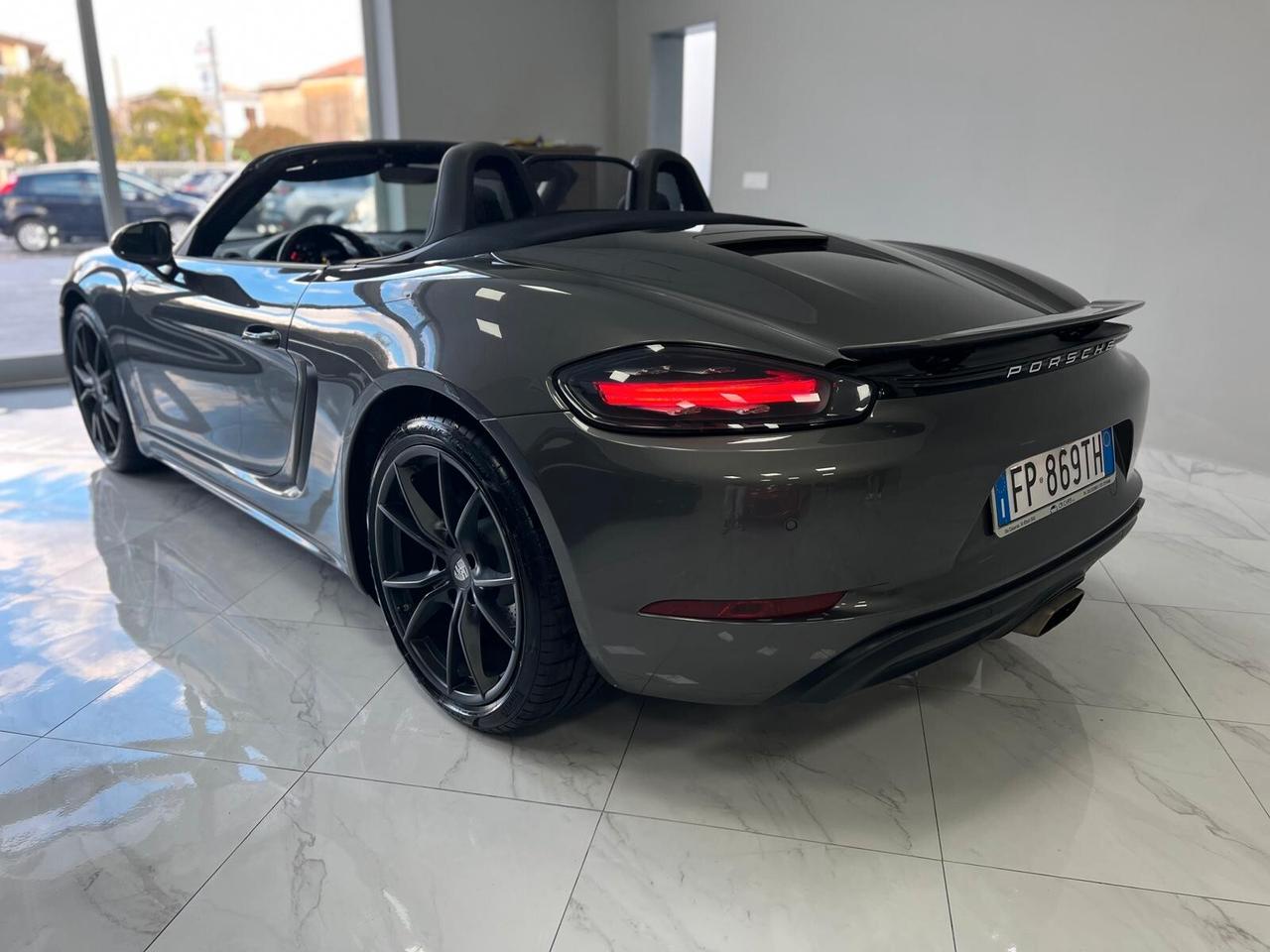 Porsche 718 Spyder 718 Boxster 2.0