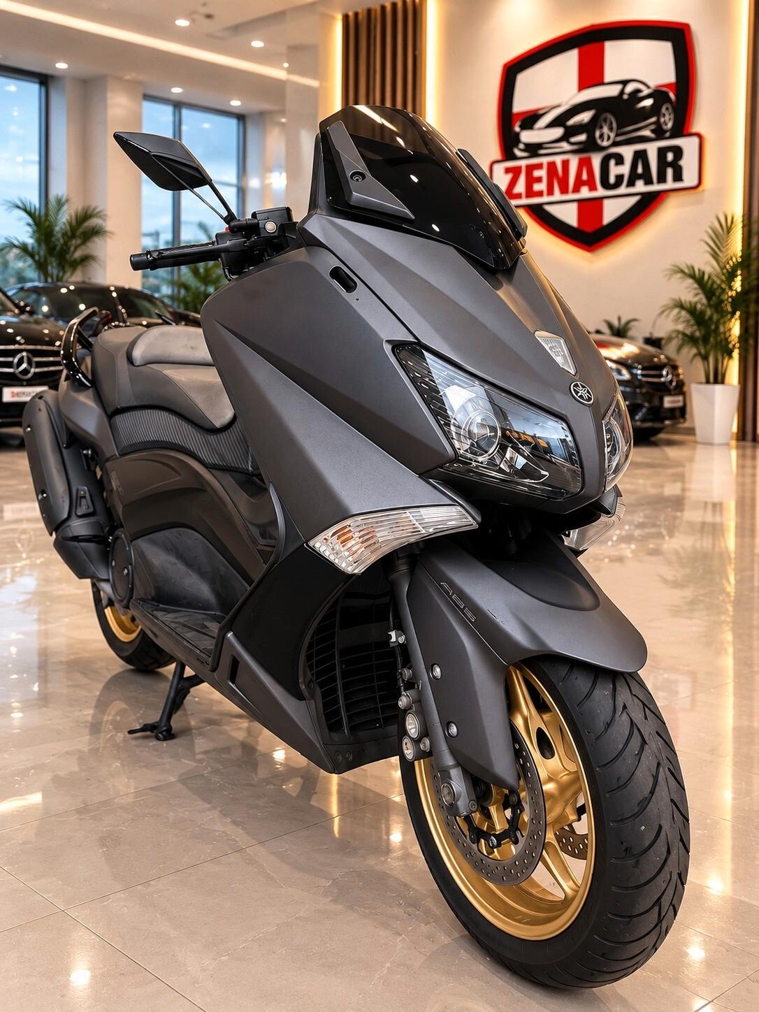 Yamaha TMAX 530 Black Max abs