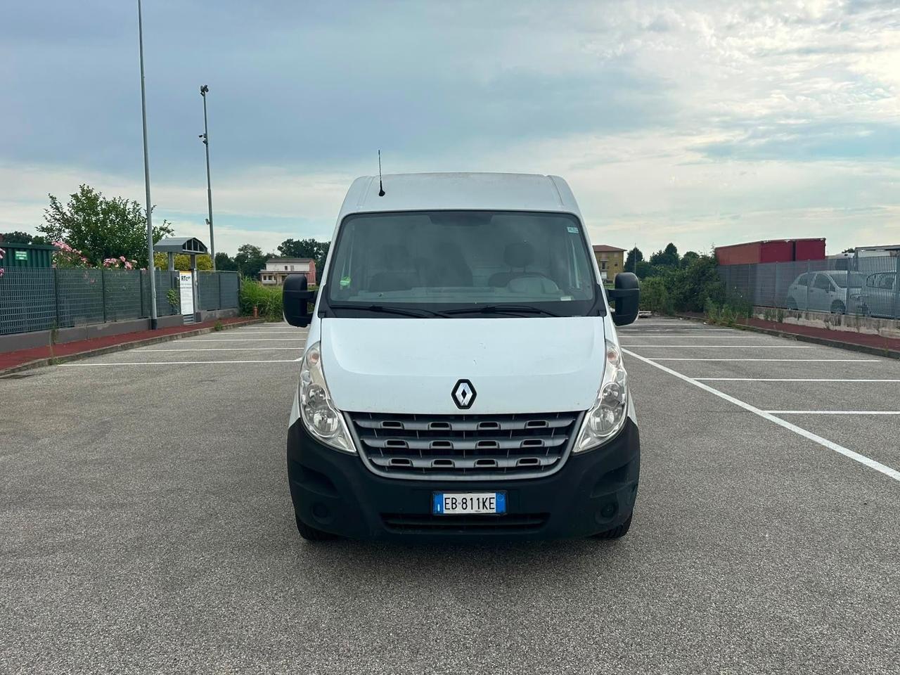 Renault master