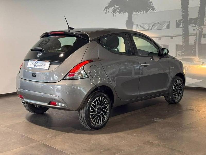 Lancia Ypsilon 3ª serie 1.0 FireFly 5 porte S&S Hybrid Platino