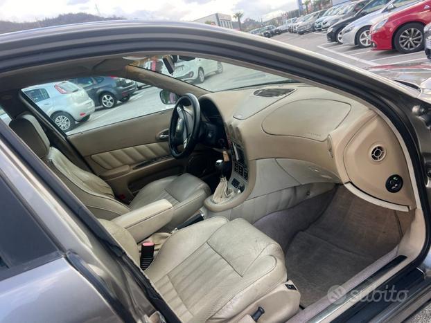 ALFA ROMEO 166 2.4 JTD 150CV Distinctive. LEGGI