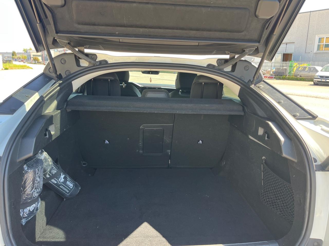 Peugeot 408 PureTech 130 Garanzia 12 mesi