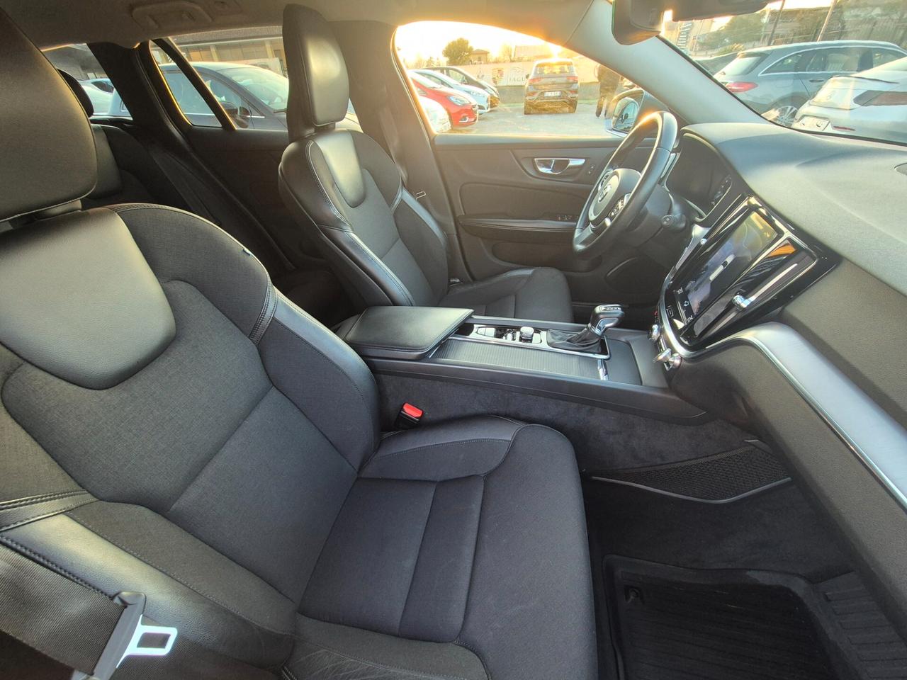 Volvo V60 Cross Country D4 AWD Geartronic Pro 2020