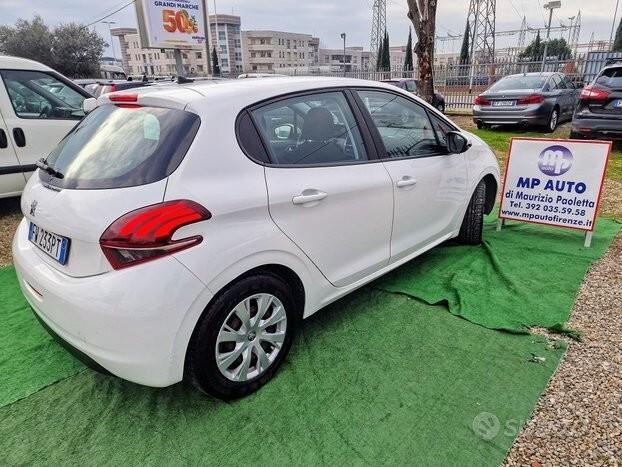 Peugeot 208 1.5 Hdi 5P.(GARANTITA-IVA INCL.)