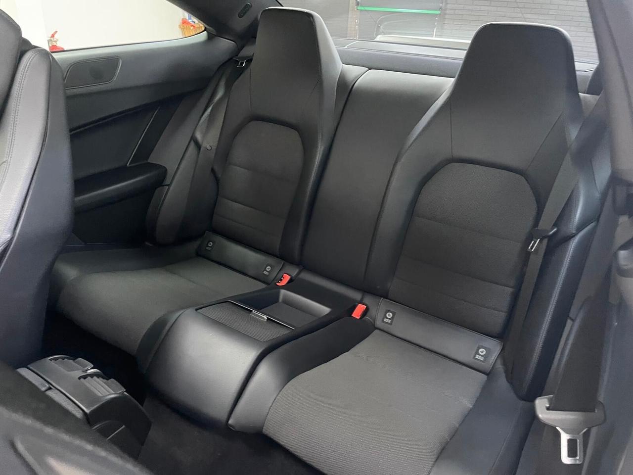 Mercedes-benz C 250 BlueEFFICIENCY Coupé Avantgarde