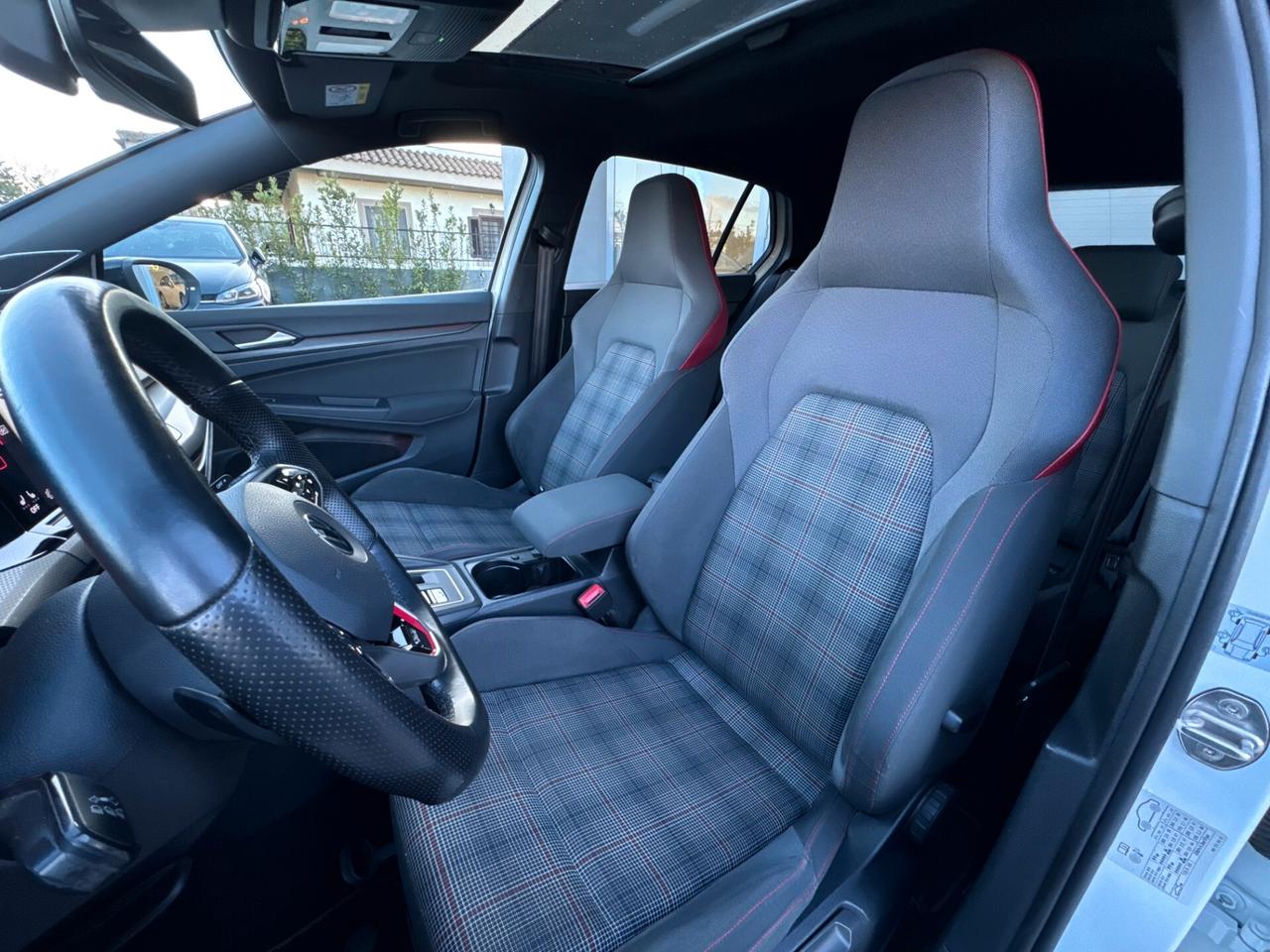 Volkswagen Golf 2.0 TSI GTI*TETTO*HARMAN*FEND*CERCHIR*CAMERA*IQLIGHT*