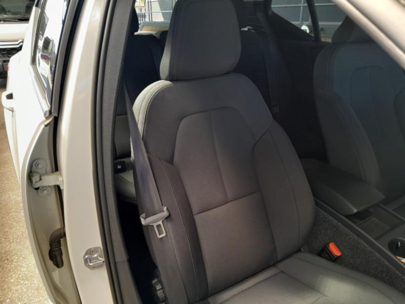 VOLVO XC40 T5 Plug-in Hybrid auto Recharge Inscription Expression