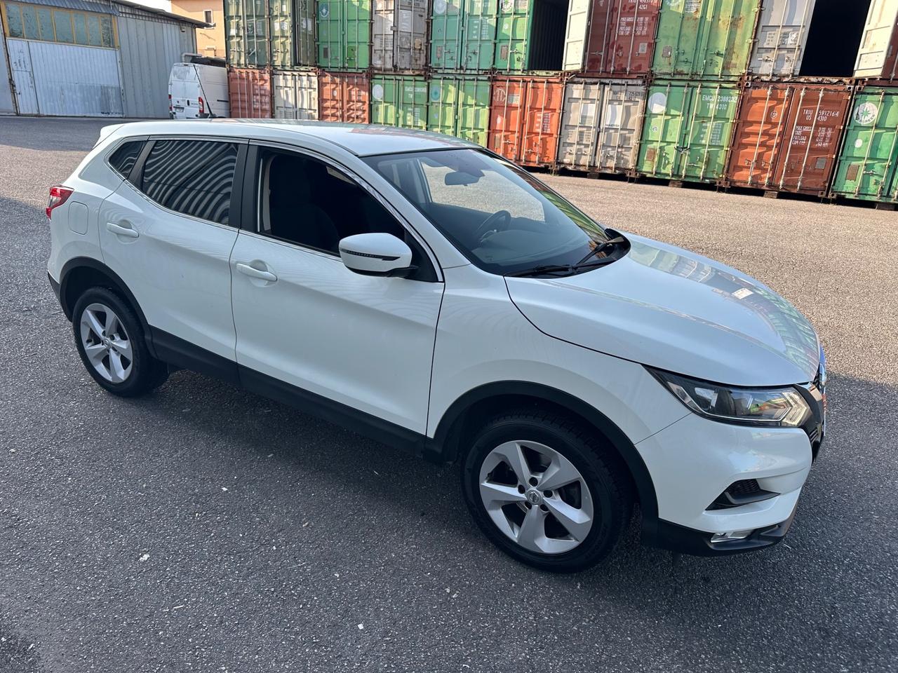 Nissan Qashqai 1.6 dCi 2WD N-Connecta SOLO 120 MILA KM