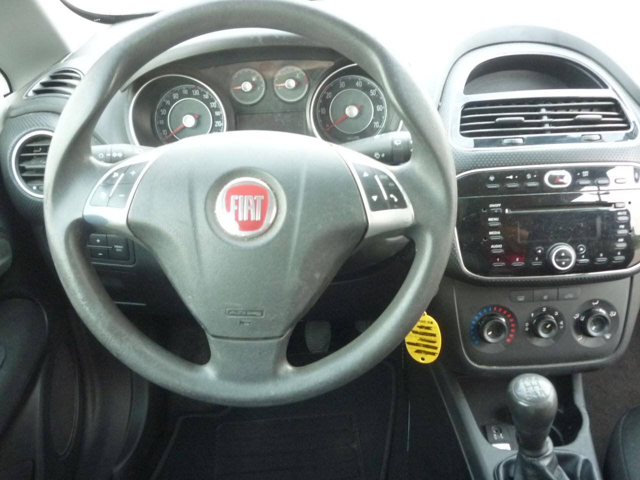 Fiat Punto 1.3 MJT II 75 CV 3 porte DYNAMIC