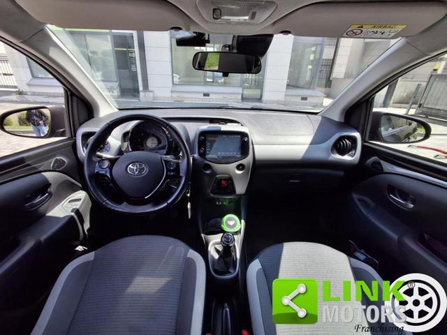 TOYOTA Aygo Connect 1.0 VVT-i 72CV x-play GARANZIA INCLUSA