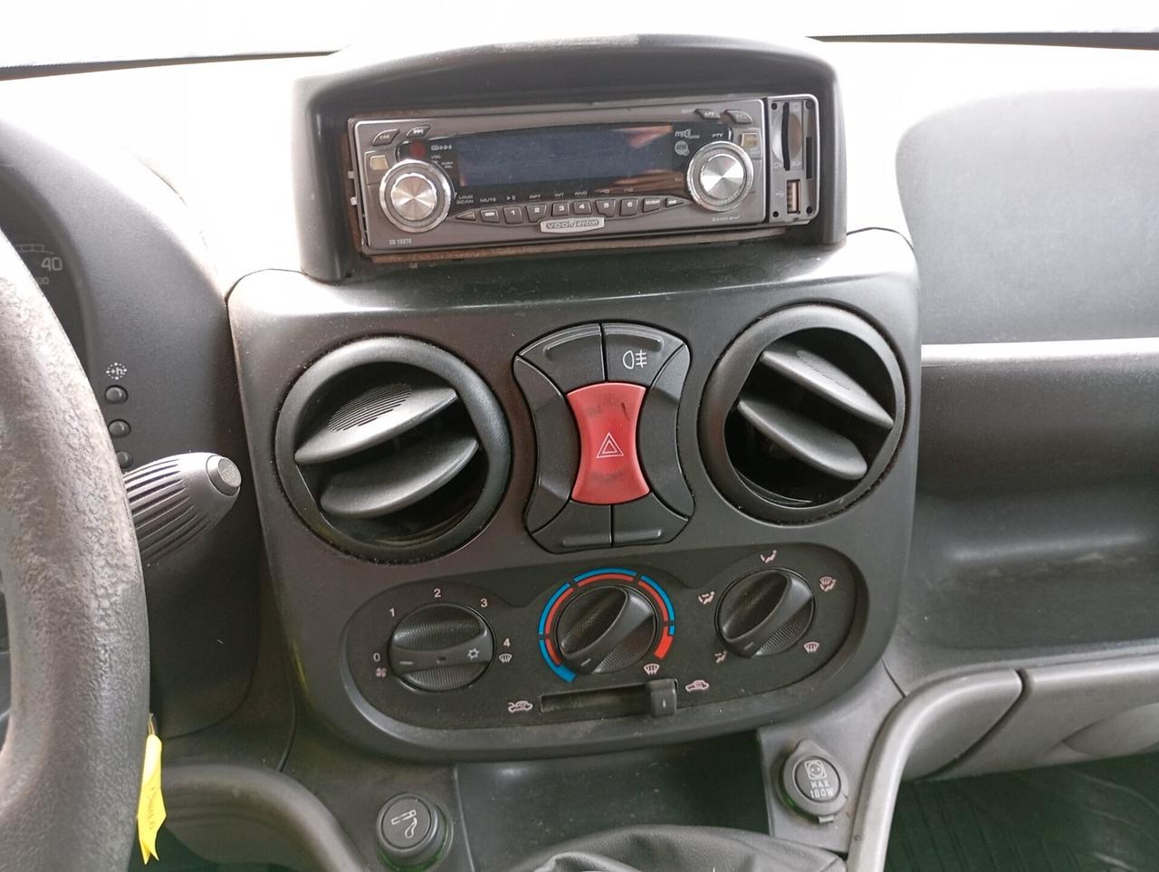 Fiat Doblò 1.9 MJ Cargo Lamierato SX-2008