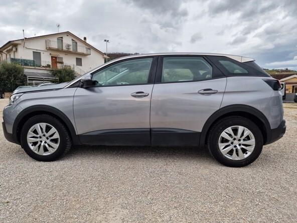 Peugeot 3008 BlueHDi 130 S&S EAT8 Business