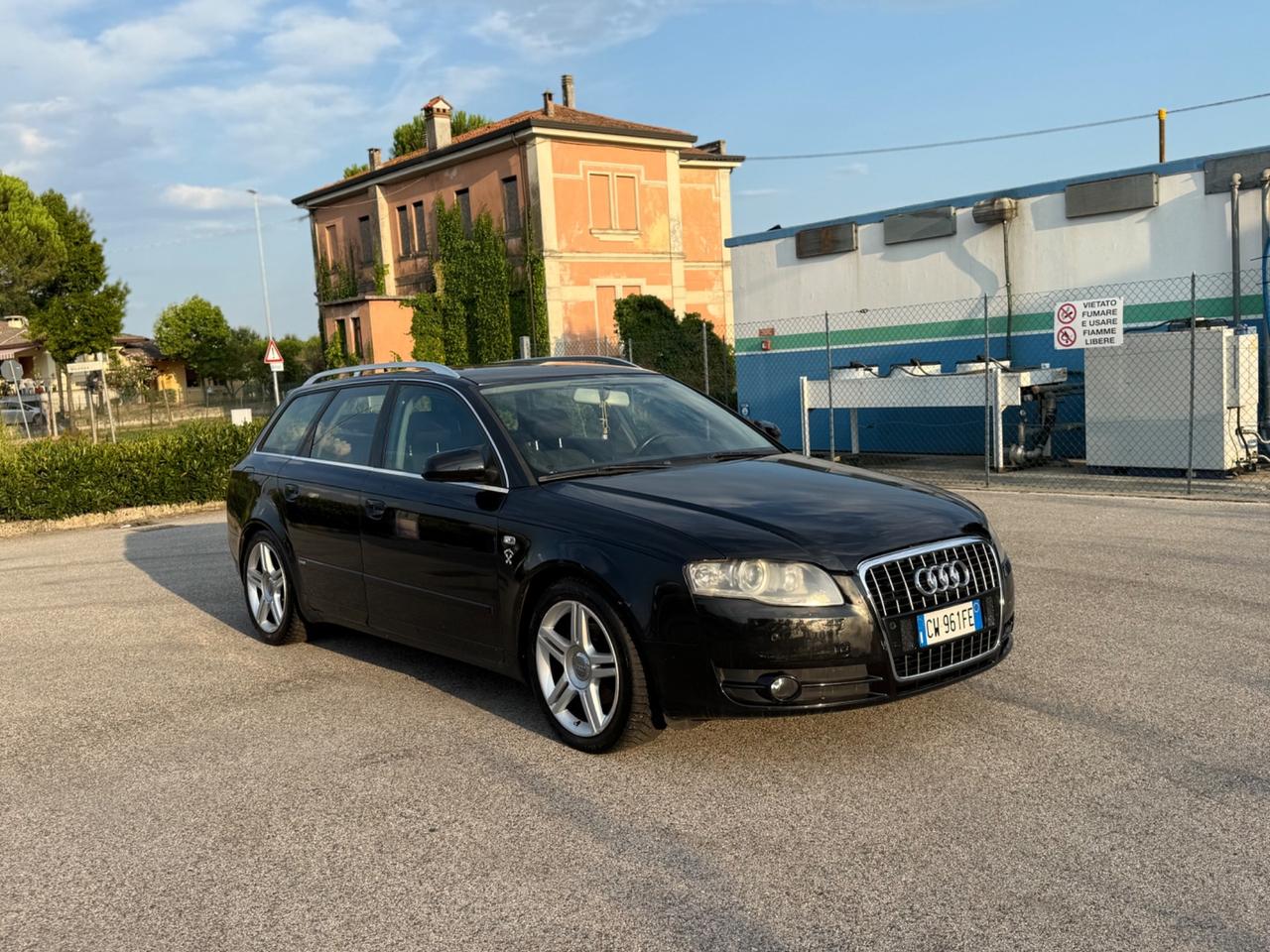 Audi A4 2.0 16V TDI Avant Top