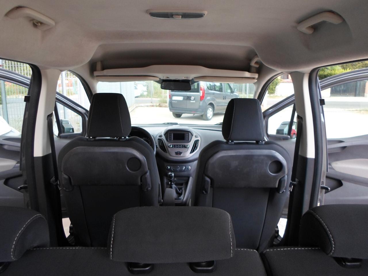 Ford Tourneo Courier 1.5 TDCI 75 CV Plus