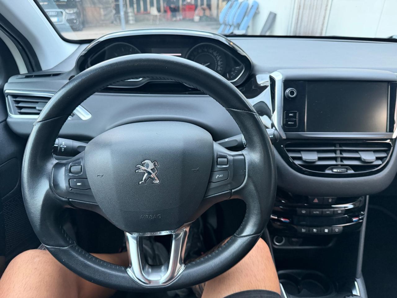 Peugeot 208 82cv 5 porte Allure Km Certificati