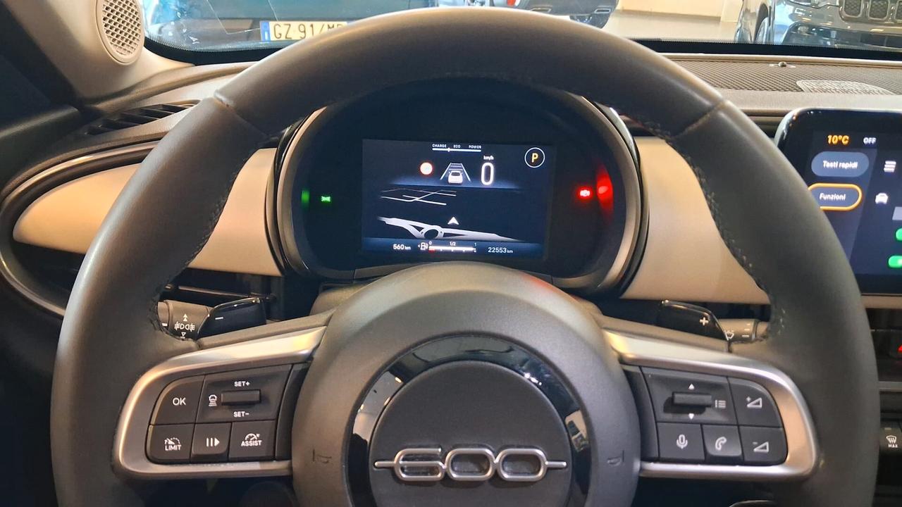 Fiat 600 Hybrid 100 CV DCT MHEV La Prima