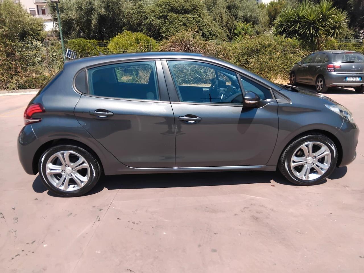 PEUGEO 208 1.6 BlueHDI 75CV ACTIVE GARANZIA 12 MESI