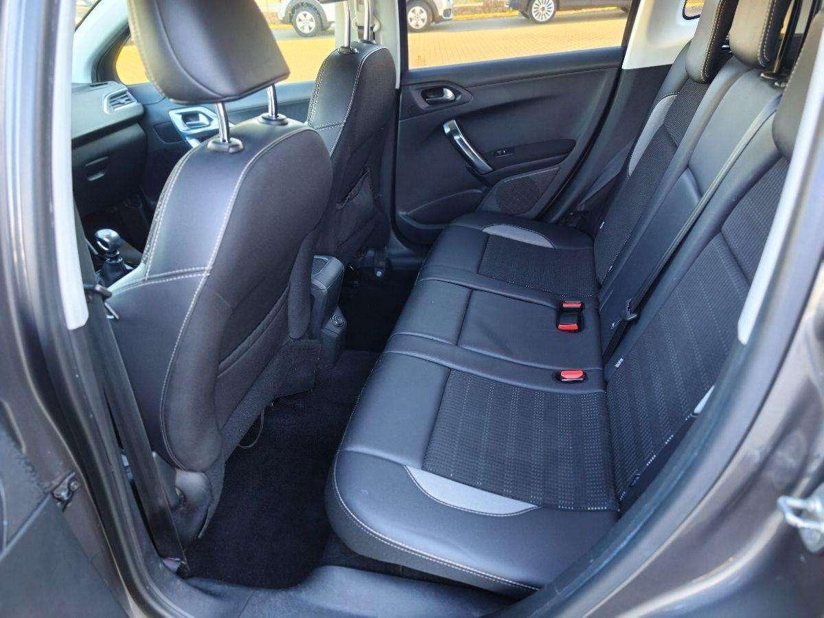 Peugeot 2008 1.6 BlueHDi 120 CV Allure