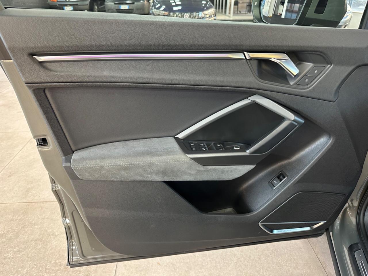 Audi Q3 40 TDI 200 CV quattro S tronic line edition 2021