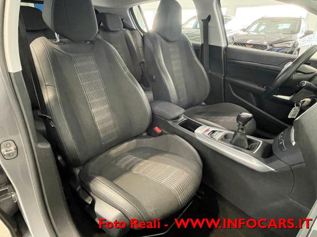 PEUGEOT 308 PureTech Turbo 130 S&S Allure Promo