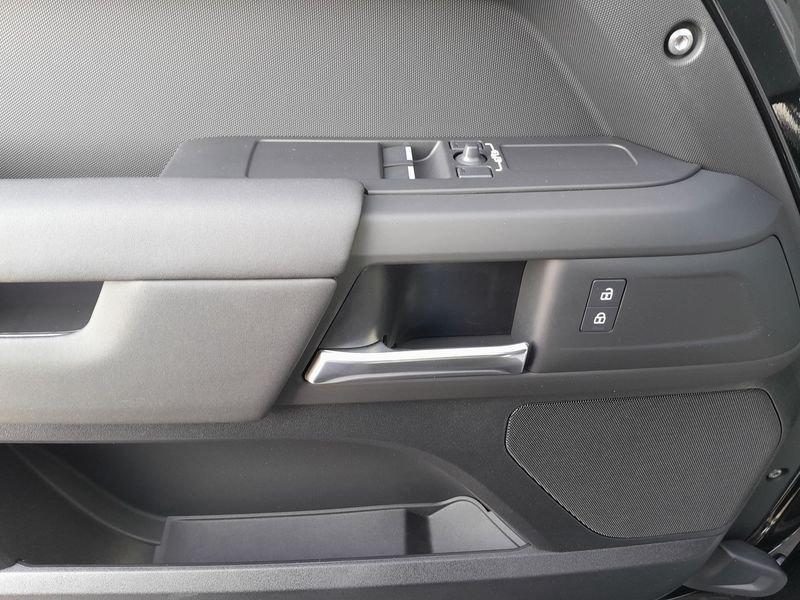 Land Rover Defender 3.0 D6 200 90 S AWD IVA ESPOSTA