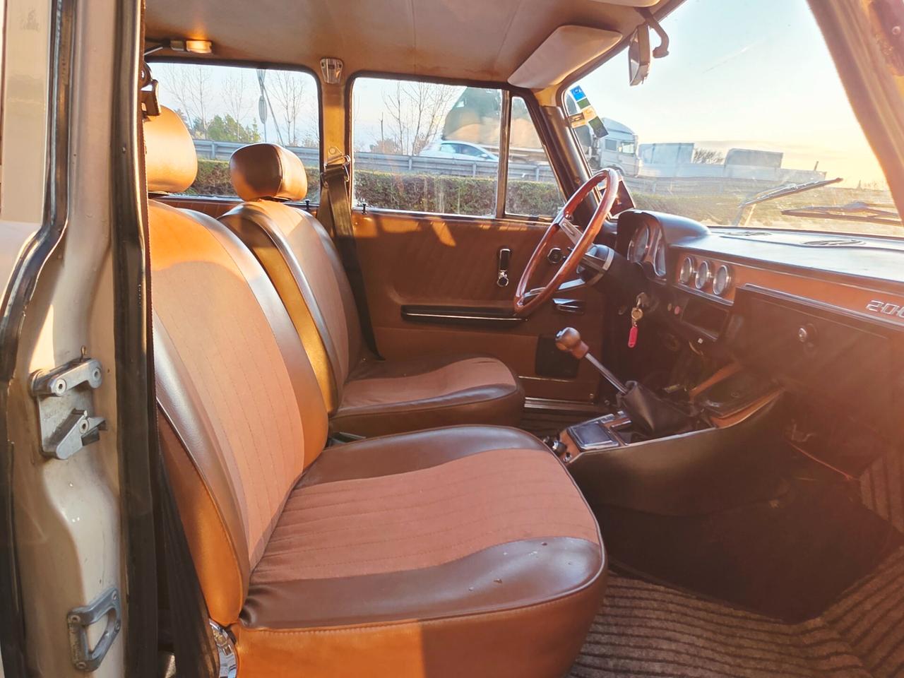 Alfa Romeo 2000 berlina