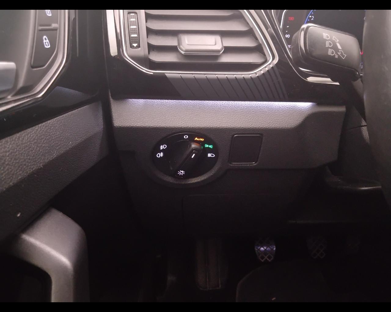 VOLKSWAGEN T-Cross 2019 - T-Cross 1.0 tsi Advanced 110cv