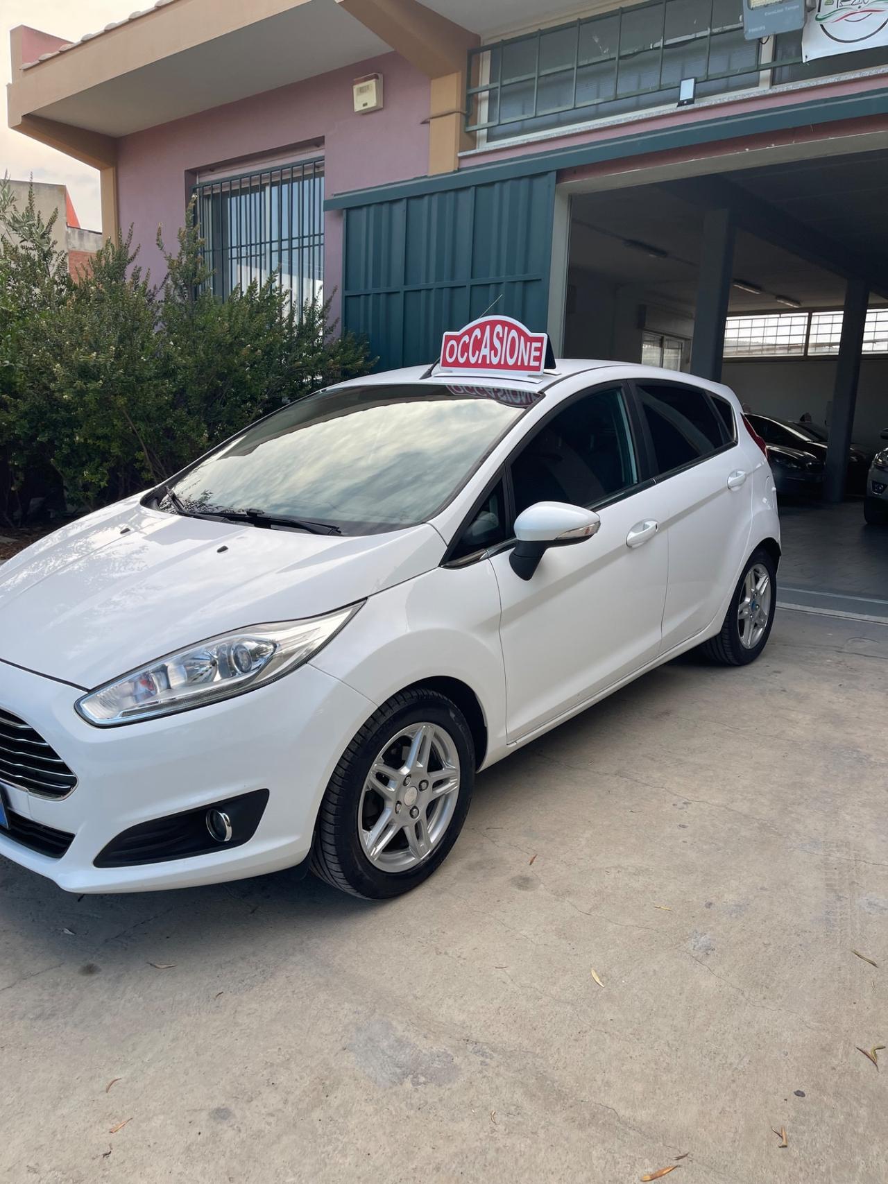 Ford Fiesta 1.5 TDCi 75CV 5 porte Titanium
