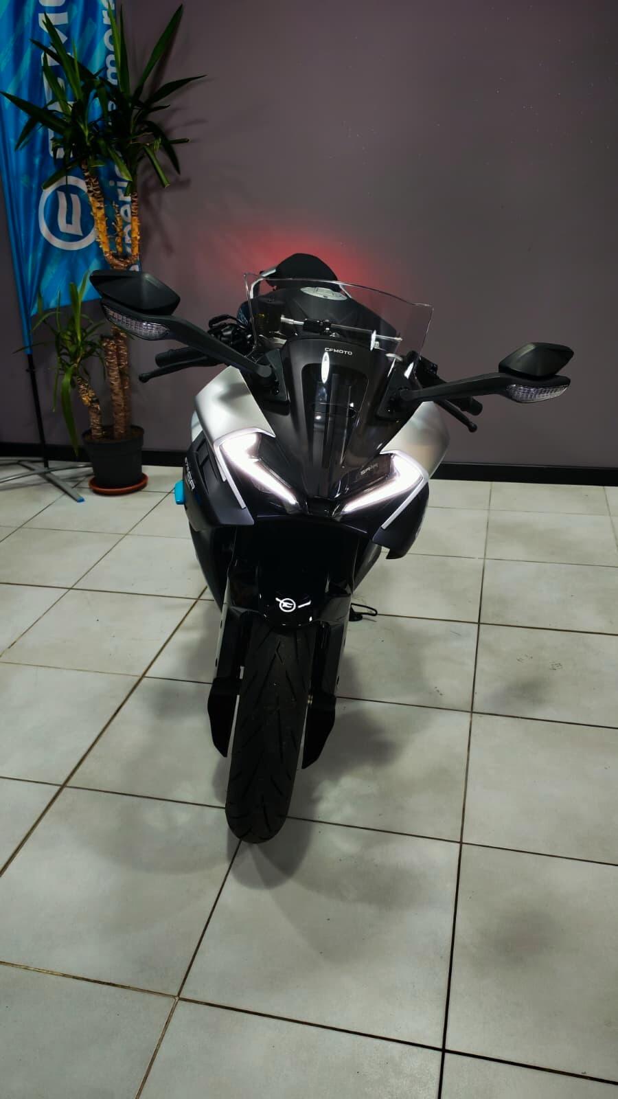Cf Moto 675 SR-R