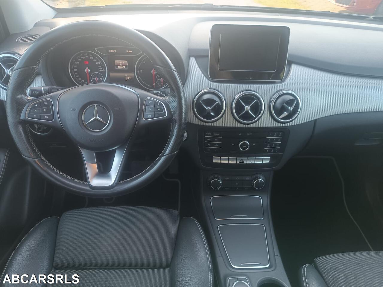 MERCEDES - Classe B - B 180 d Automatic - FINANZIA