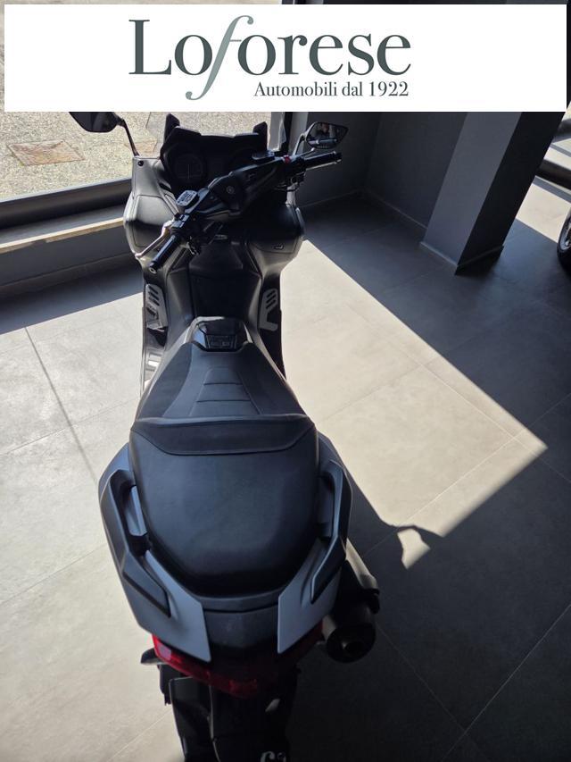 YAMAHA T-Max 560 560