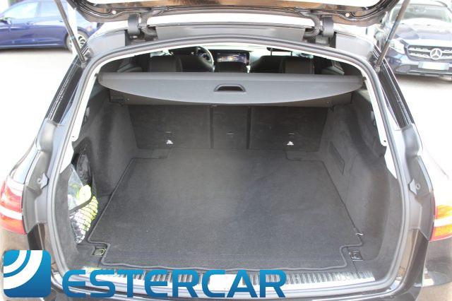 MERCEDES-BENZ E 220 d S.W. Auto Premium AMG