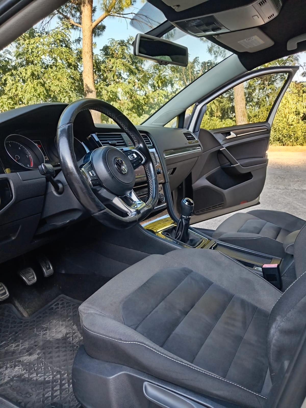 Volkswagen Golf Business 1.6 TDI 5p. Highline BlueMotion Technology