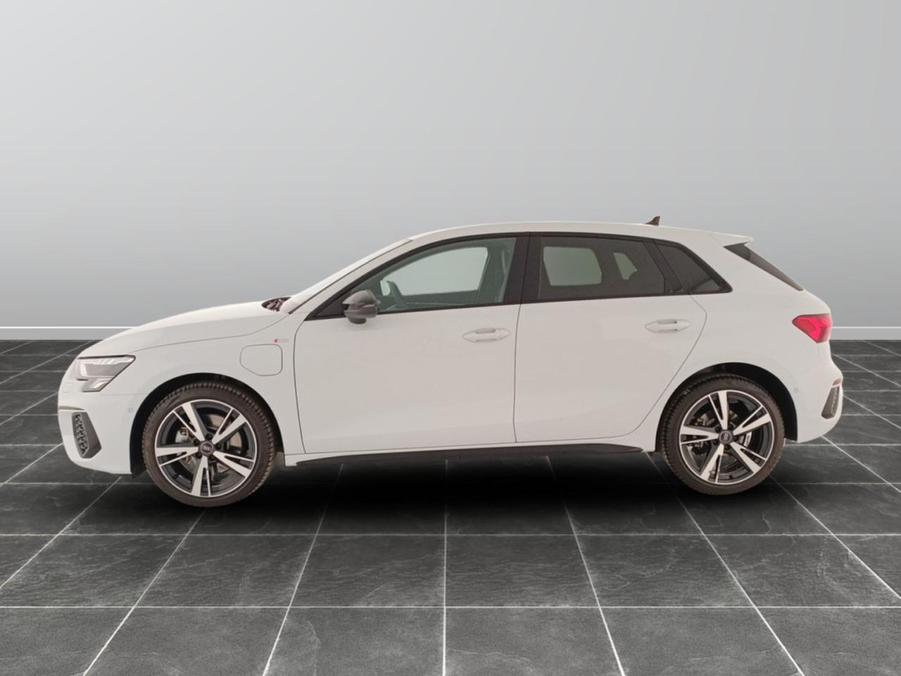 Audi A3 sportback 40 1.4 tfsi e s line edition s tronic