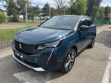 PEUGEOT 3008 PureTech Turbo 130CV Allure Pack NAVI+RETR.