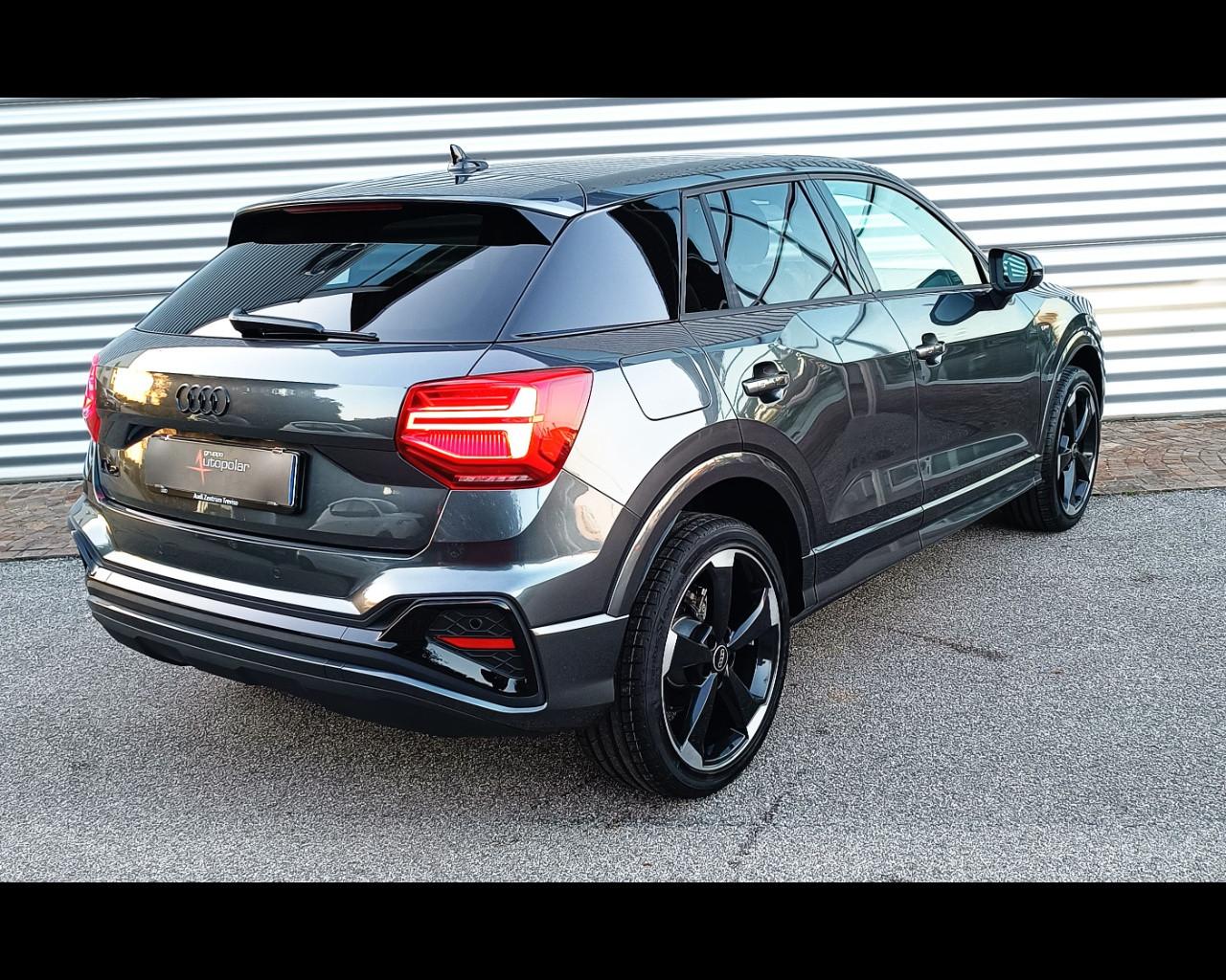 AUDI Q2 35 TFSI S-TRONIC IDENTITY BLACK