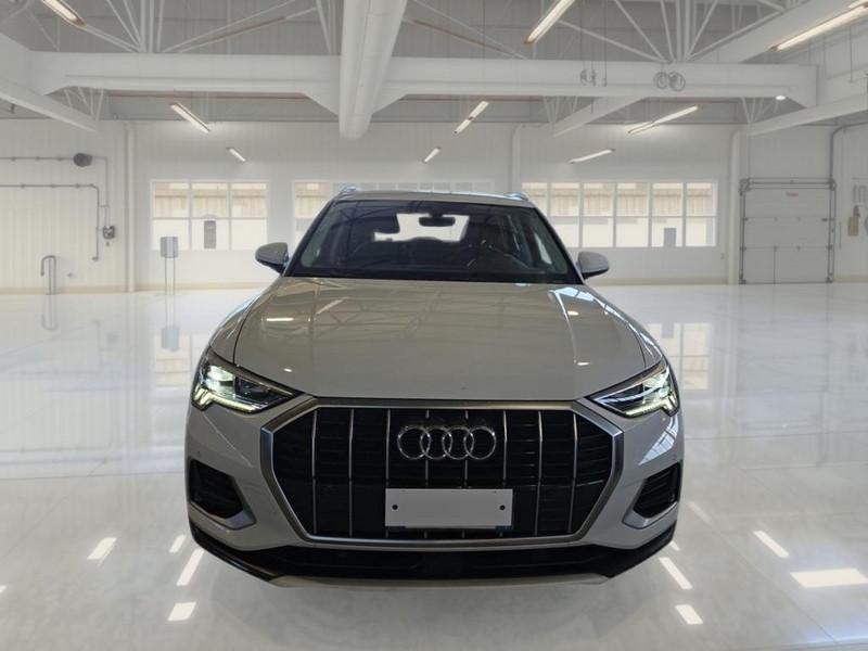 AUDI Q3 35 TDI S TRONIC BUSINESS ADVANCED SUV