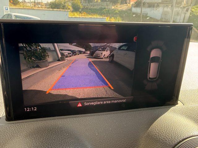 AUDI Q2 30 TDI Business