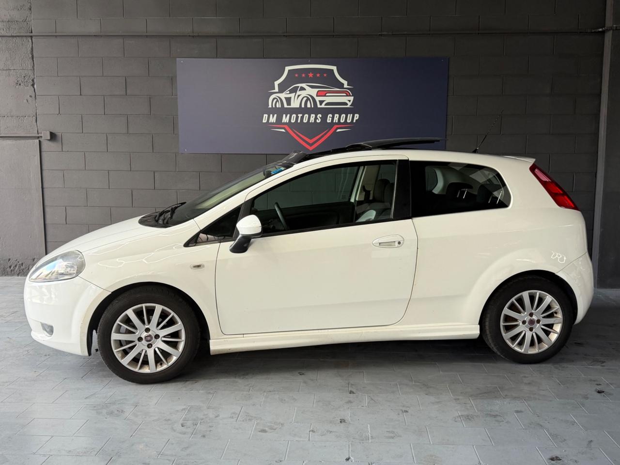 Fiat Grande Punto 1.4 Starjet 16V 3 porte Sport