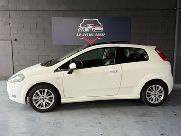 Fiat Grande Punto 1.4 Starjet 16V 3 porte Sport