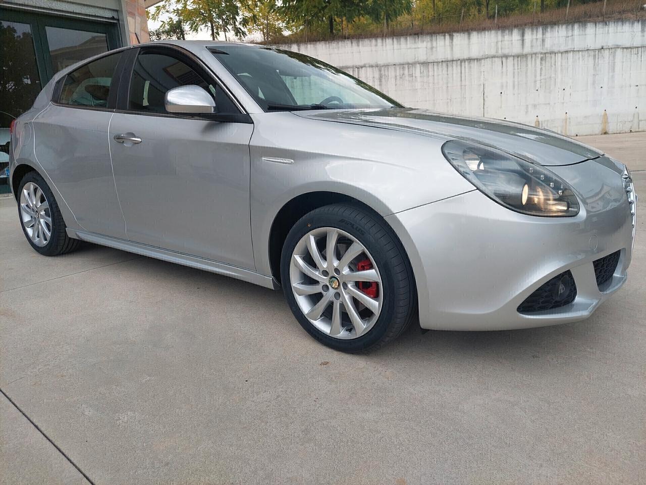 Alfa Romeo Giulietta 2.0 JTDm-2 140 CV Distinctive