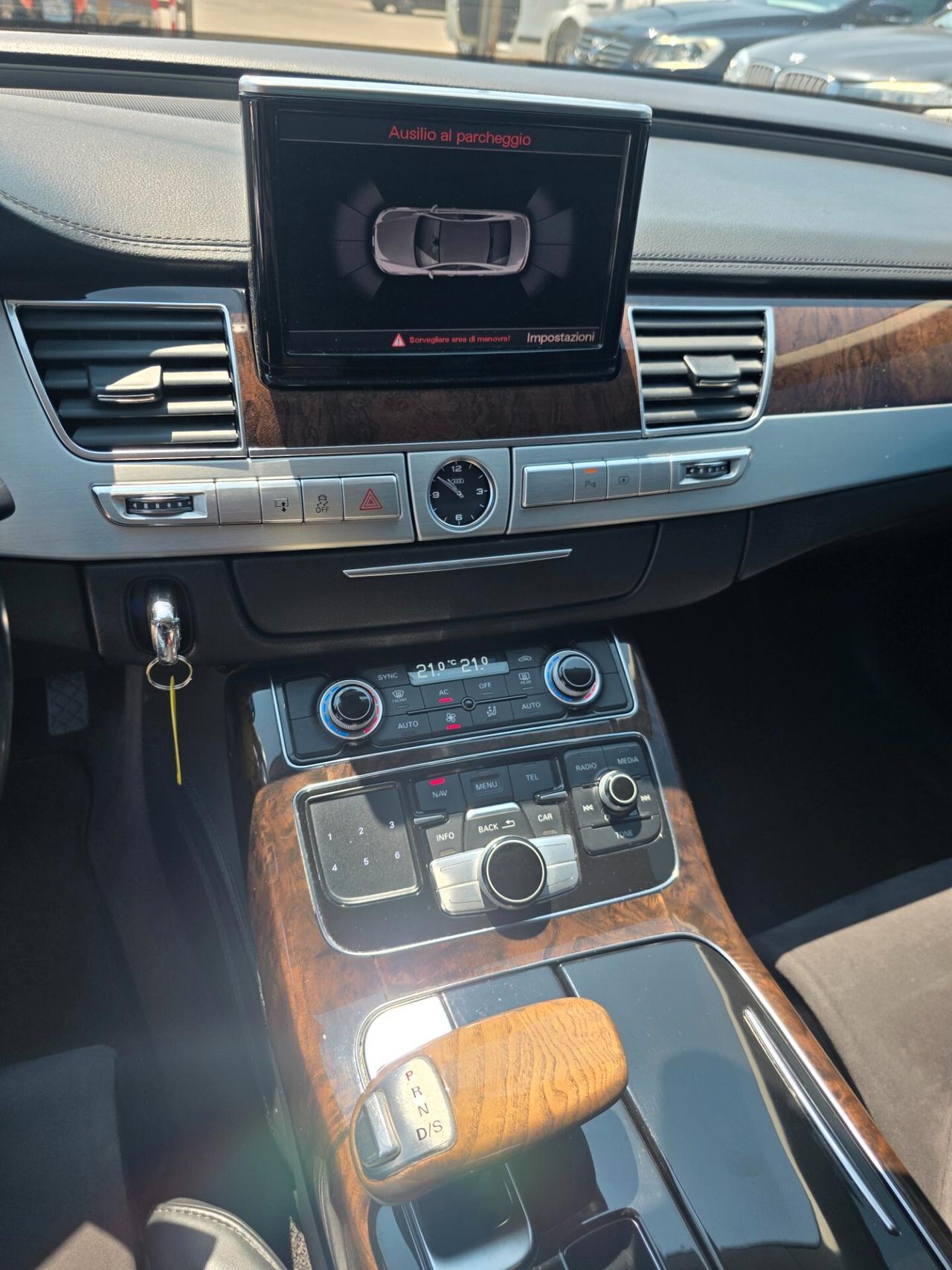 Audi A8 4.2 V8 TDI quattro tiptronic