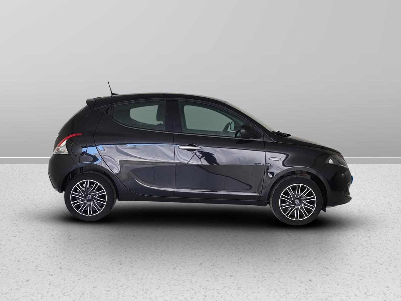 LANCIA Ypsilon III 2021 - Ypsilon 1.0 firefly hybrid Gold s&s 70cv 5p.ti